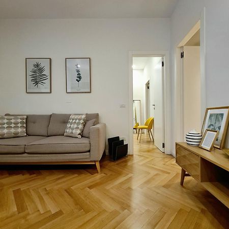 Serendipity Apartments - Duomo Milano Eksteriør billede